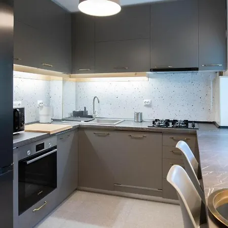 The Bridge Apartment *