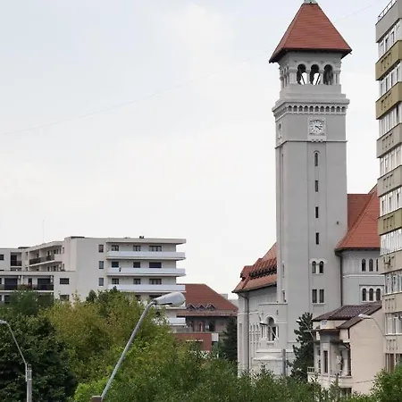 The Bridge * 布加勒斯特