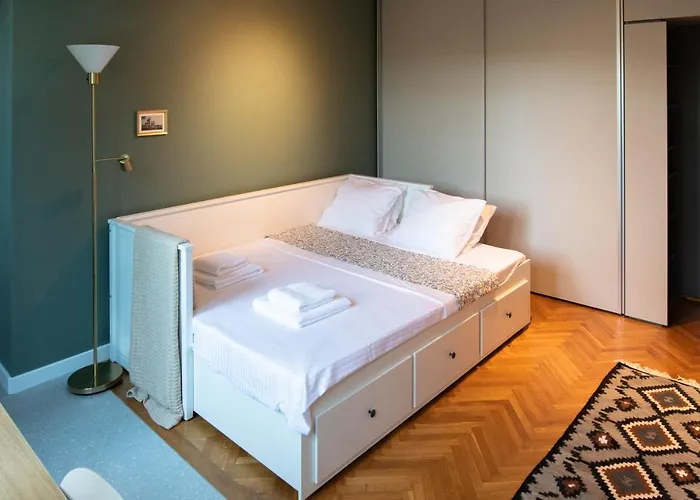 The Bridge * Bucureşti